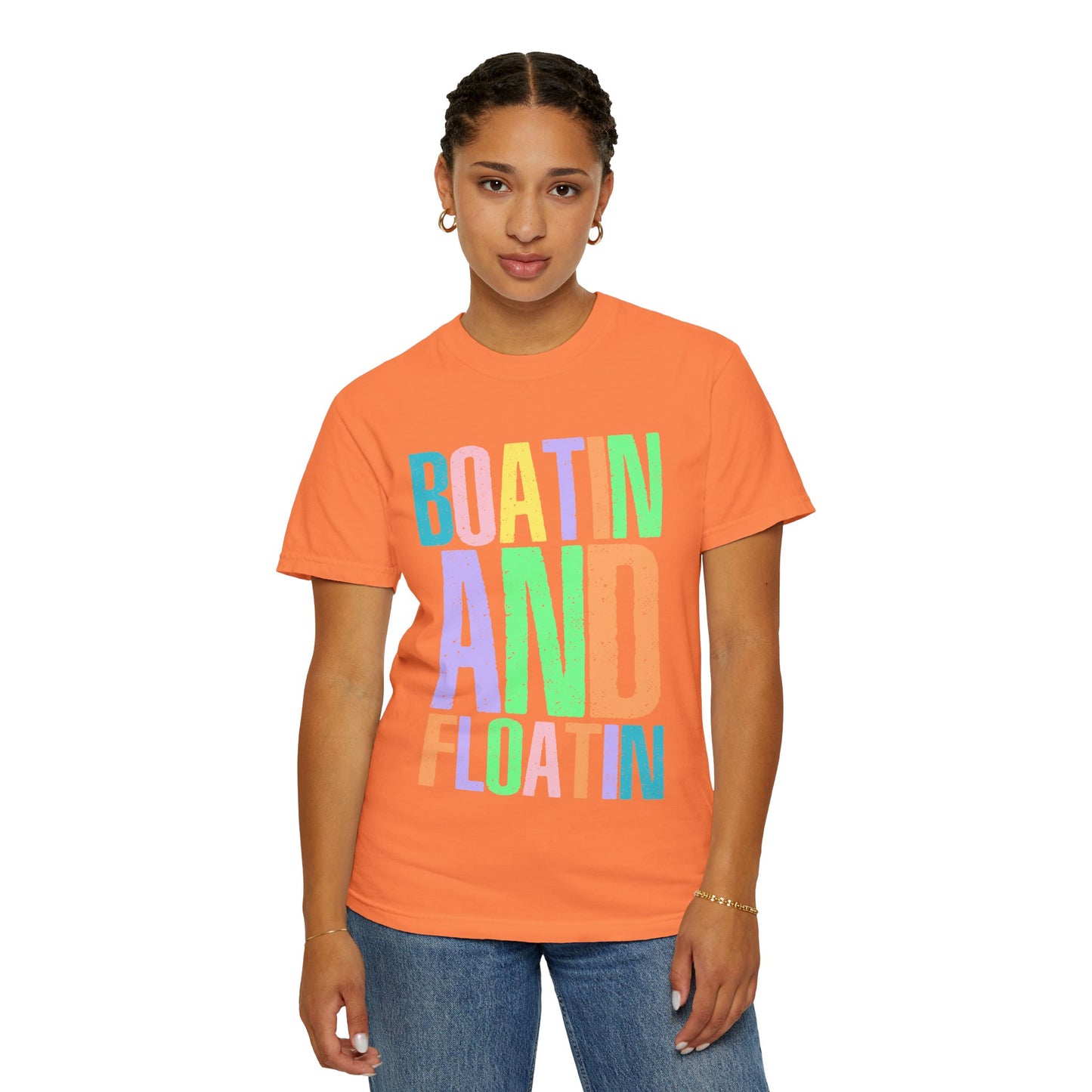 Boatin' and Floatin' T-Shirt – Bright Summer Boating Tee