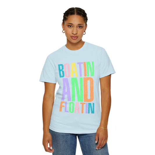 Boatin' and Floatin' T-Shirt – Bright Summer Boating Tee
