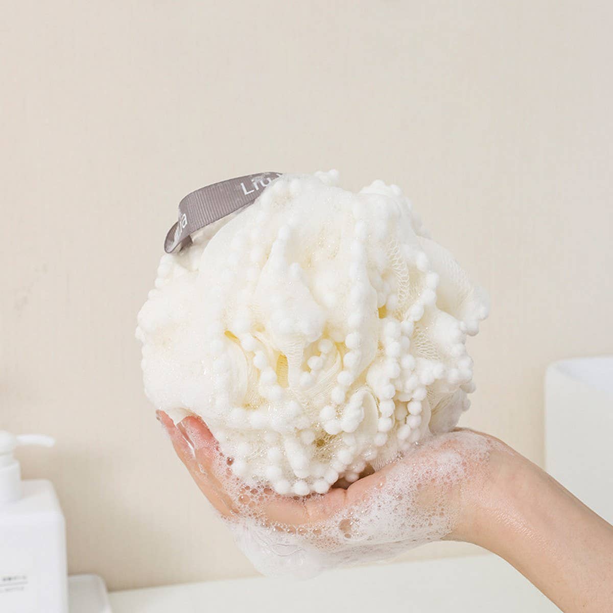LARGE BATH POUF SUPER SOFT BATH POUF_CWMM3341