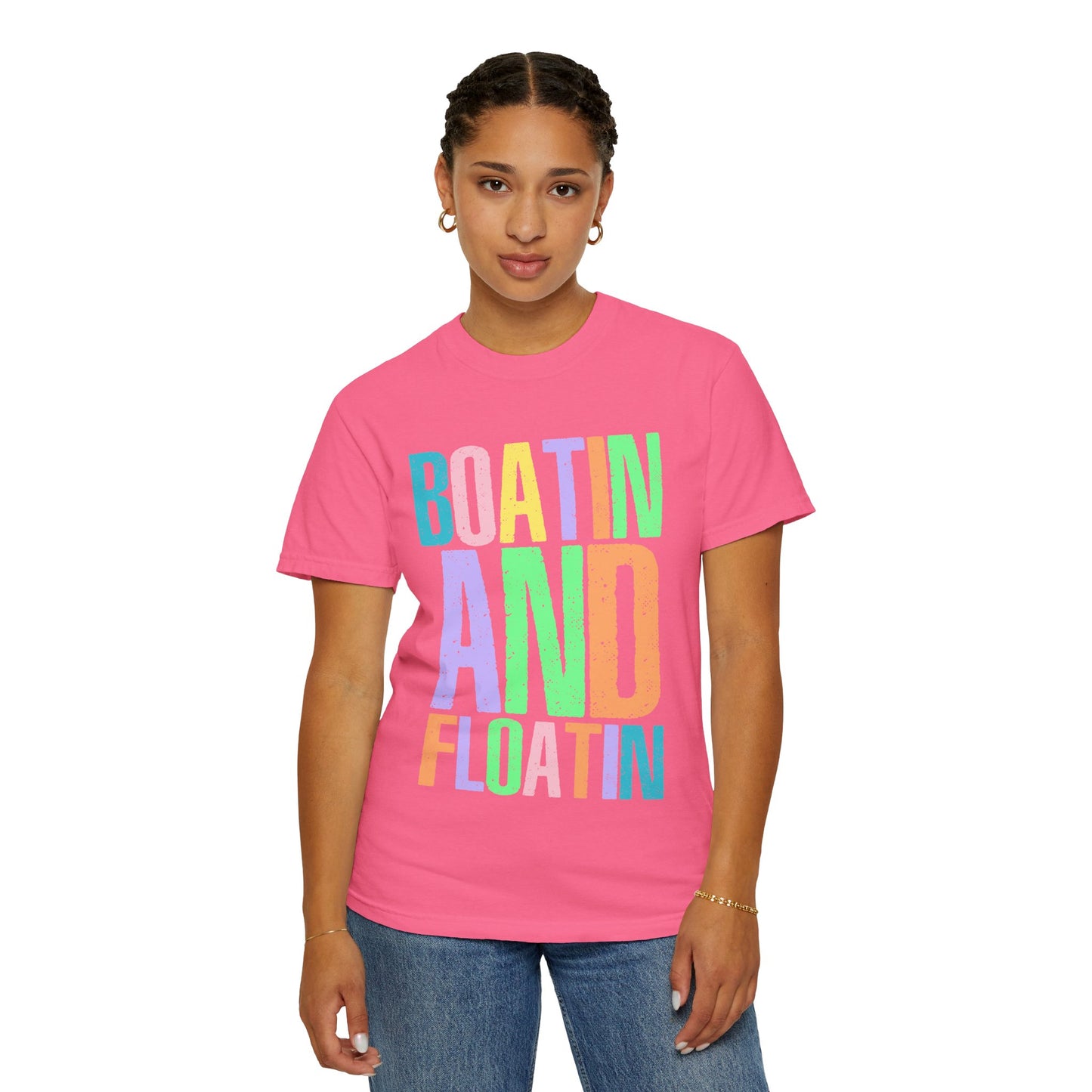 Boatin' and Floatin' T-Shirt – Bright Summer Boating Tee