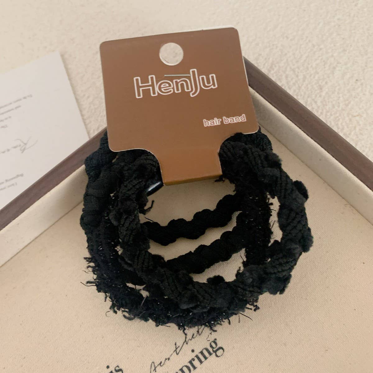 SOFT, ELASTIC AND SIMPLE HAIR TIES_CWAHA07129