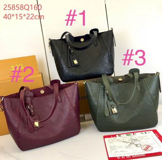 Merlot Muse Tote
