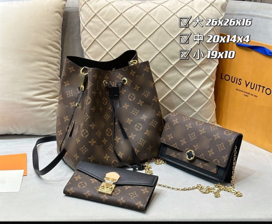 LO Bucket bag