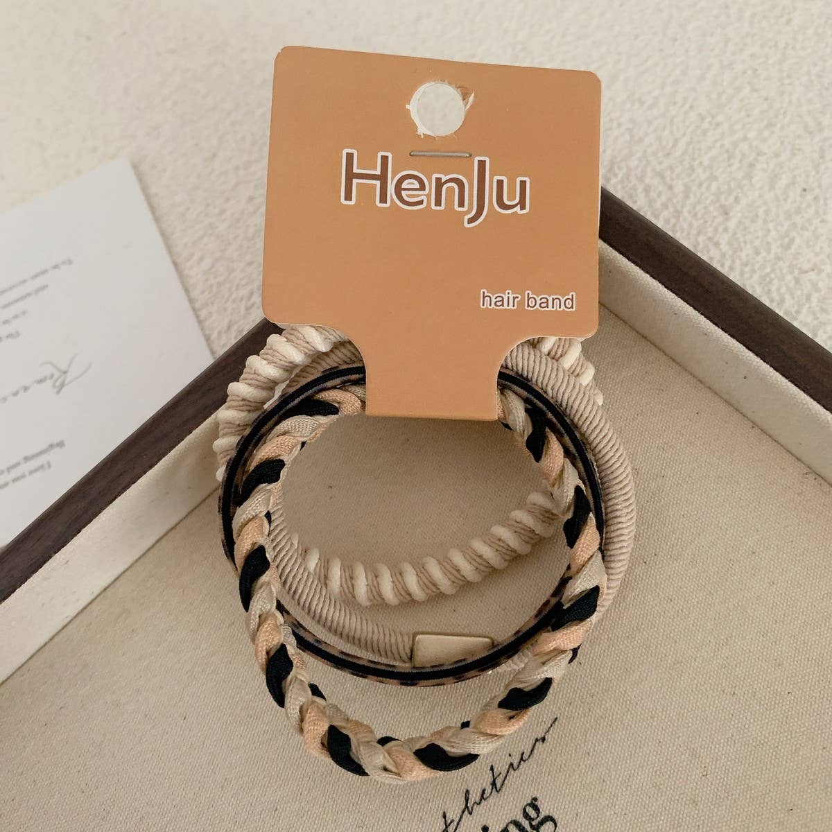 SOFT, ELASTIC AND SIMPLE HAIR TIES_CWAHA07129