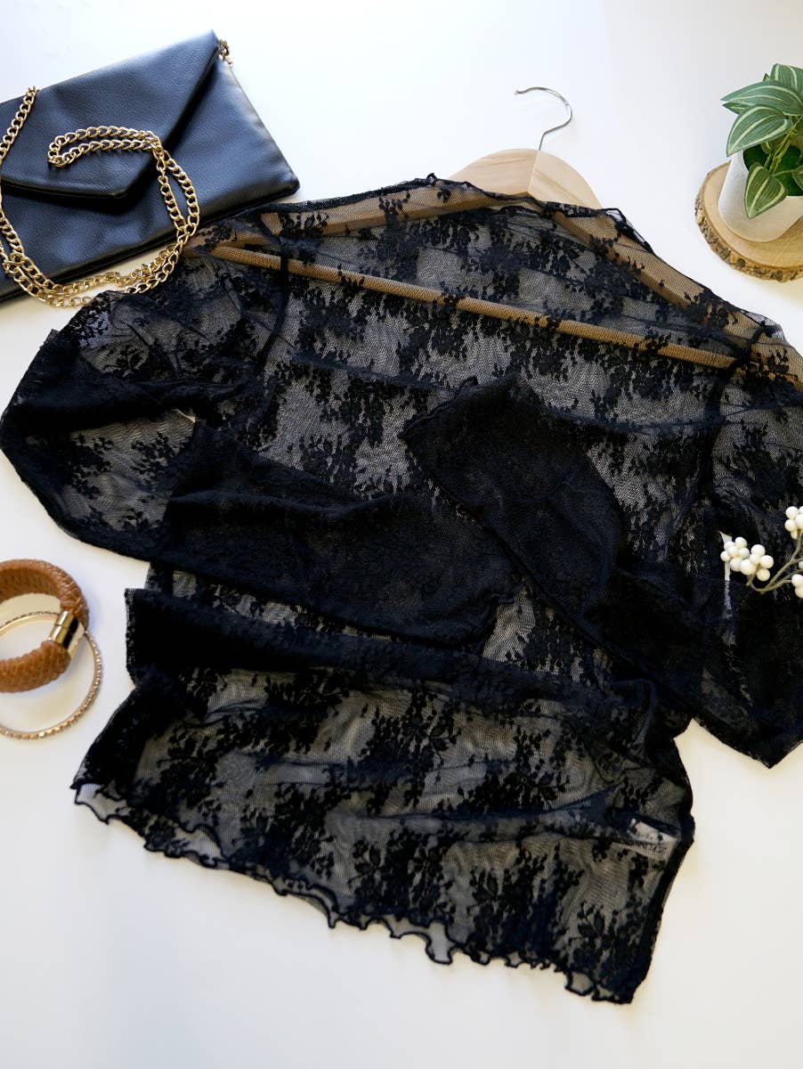 `.Lace See-through Layering Stretch Top