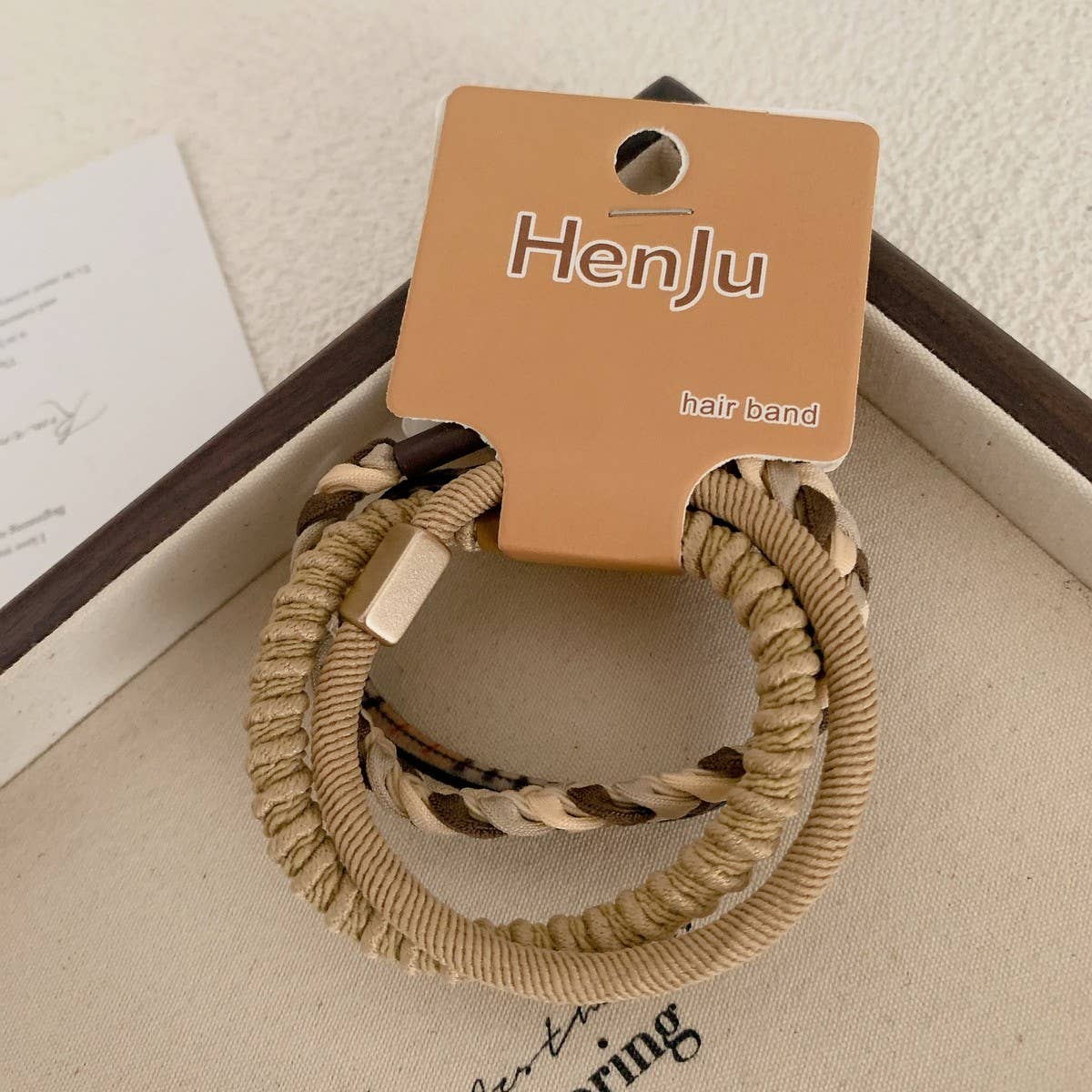 SOFT, ELASTIC AND SIMPLE HAIR TIES_CWAHA07129