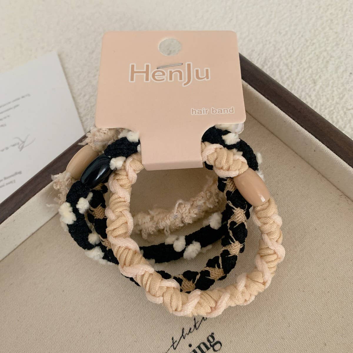 SOFT, ELASTIC AND SIMPLE HAIR TIES_CWAHA07129